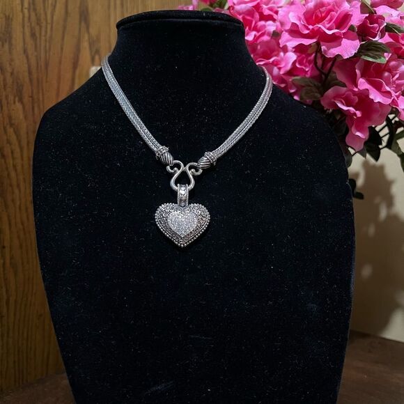 LIA SOPHIA LOVE DUST HEART BRACELET AND NECKLACE SET CUT CRYSTALS - Picture 4 of 4